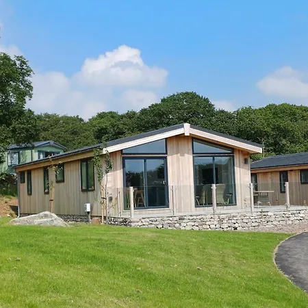 База отдыха Falls Park *