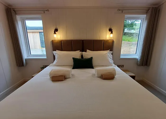 Falls Park Holiday park *