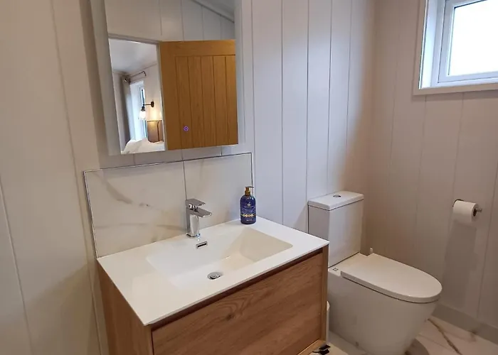 Falls Park Holiday park *