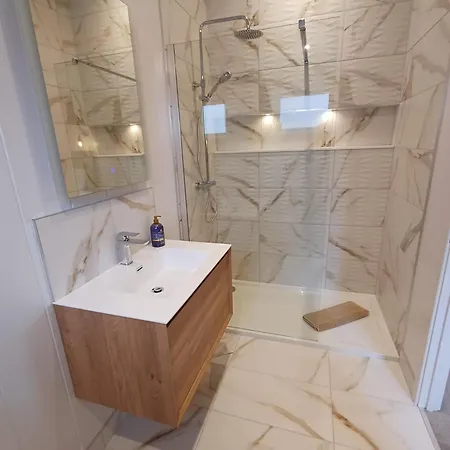 Falls Park 假日公园