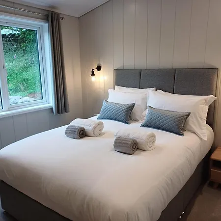 Falls Park 假日公园 *